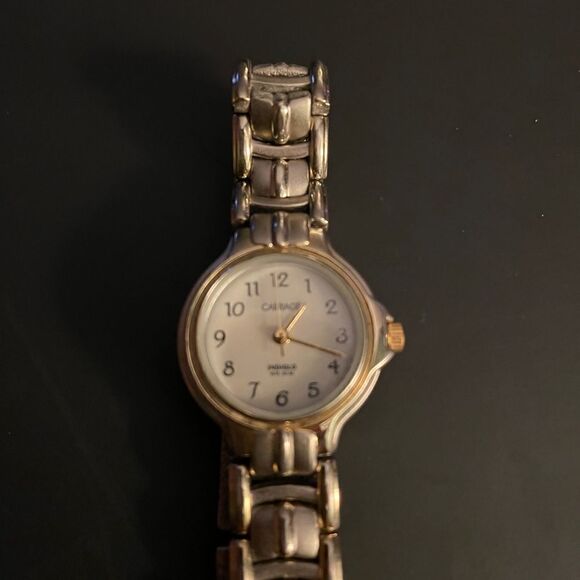 Introducing the exquisite Ladie’s Carriage Brand Watch with Indiglo! 🌟 - Picture 5 of 8